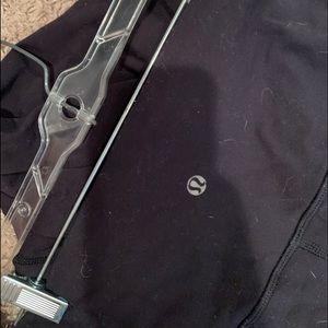 SOLD Lululemon cropped black leggings